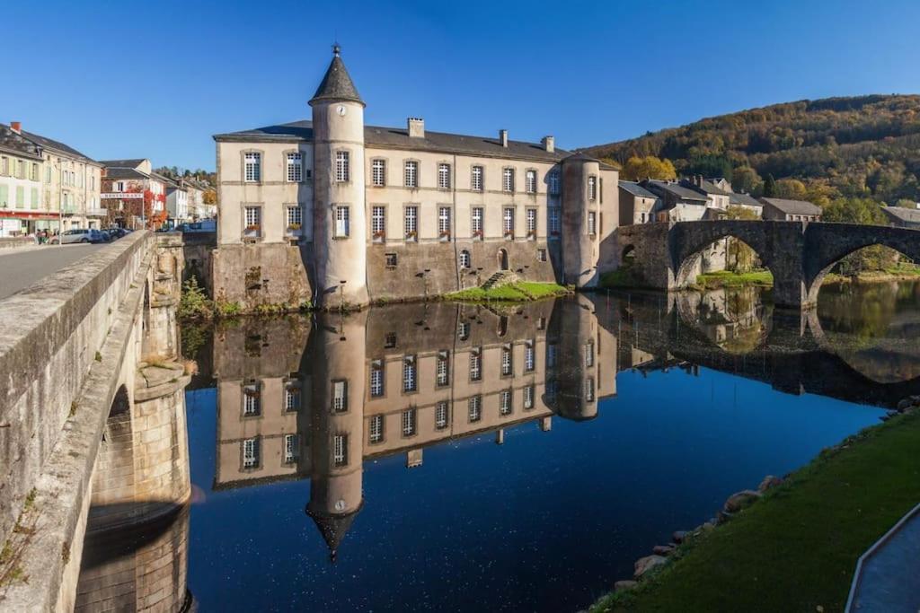 Gite Belfortes Plein Coeur De Brassac Brassac  Extérieur photo